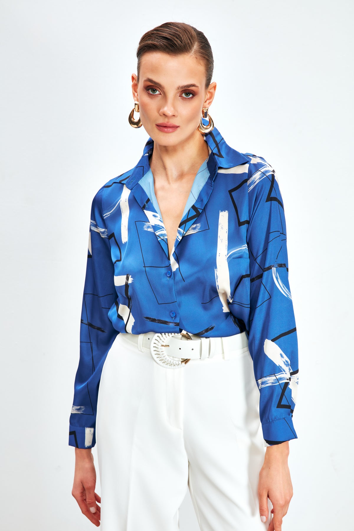 Geometric Shapes Patterned Blouse